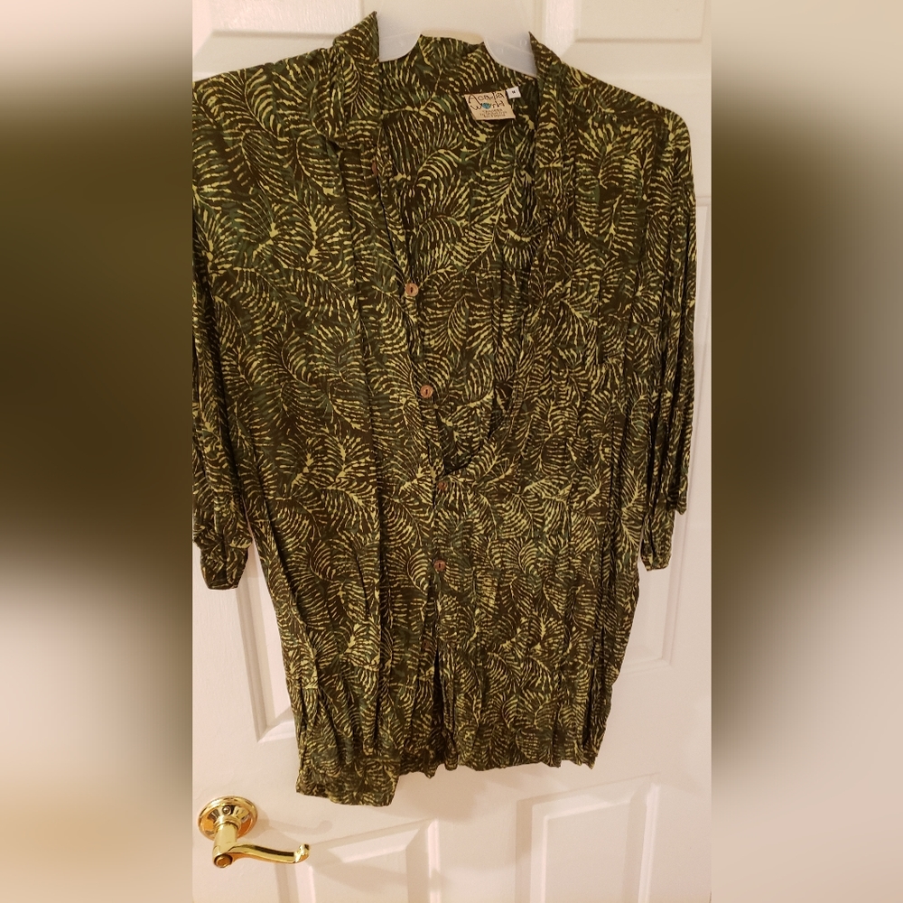 Festive Indonesian style Men's Dress Shirts